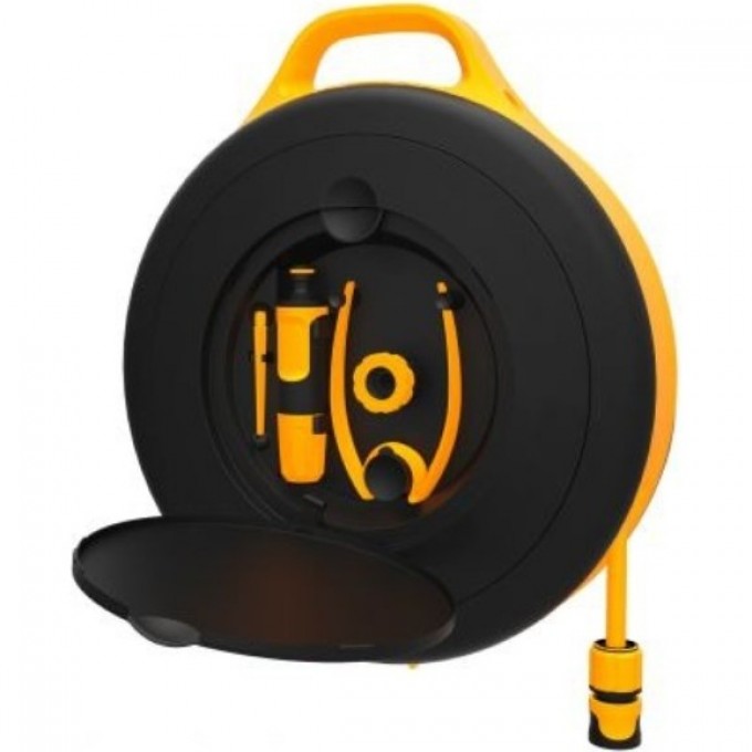 Катушка со шлангом FISKARS 3/8" (9мм) 15м и набором аксессуаров 1071660 Катушка со шлангом FISKARS 3/8" (9мм) 15м и набором аксессуаров 1071660